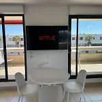 L Vue L Piscine L 1min Des Plages Sète