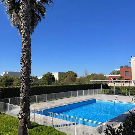 L Vue L Piscine L 1min Des Plages * Sète