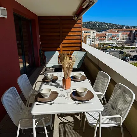 L Vue L Piscine L 1min Des Plages * Sète