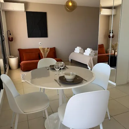 L Vue L Piscine L 1min Des Plages Apartmán Sète